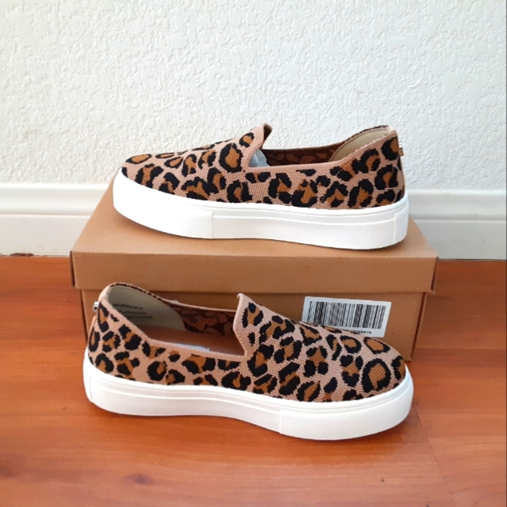 Steve Madden - Picture 4 of 5